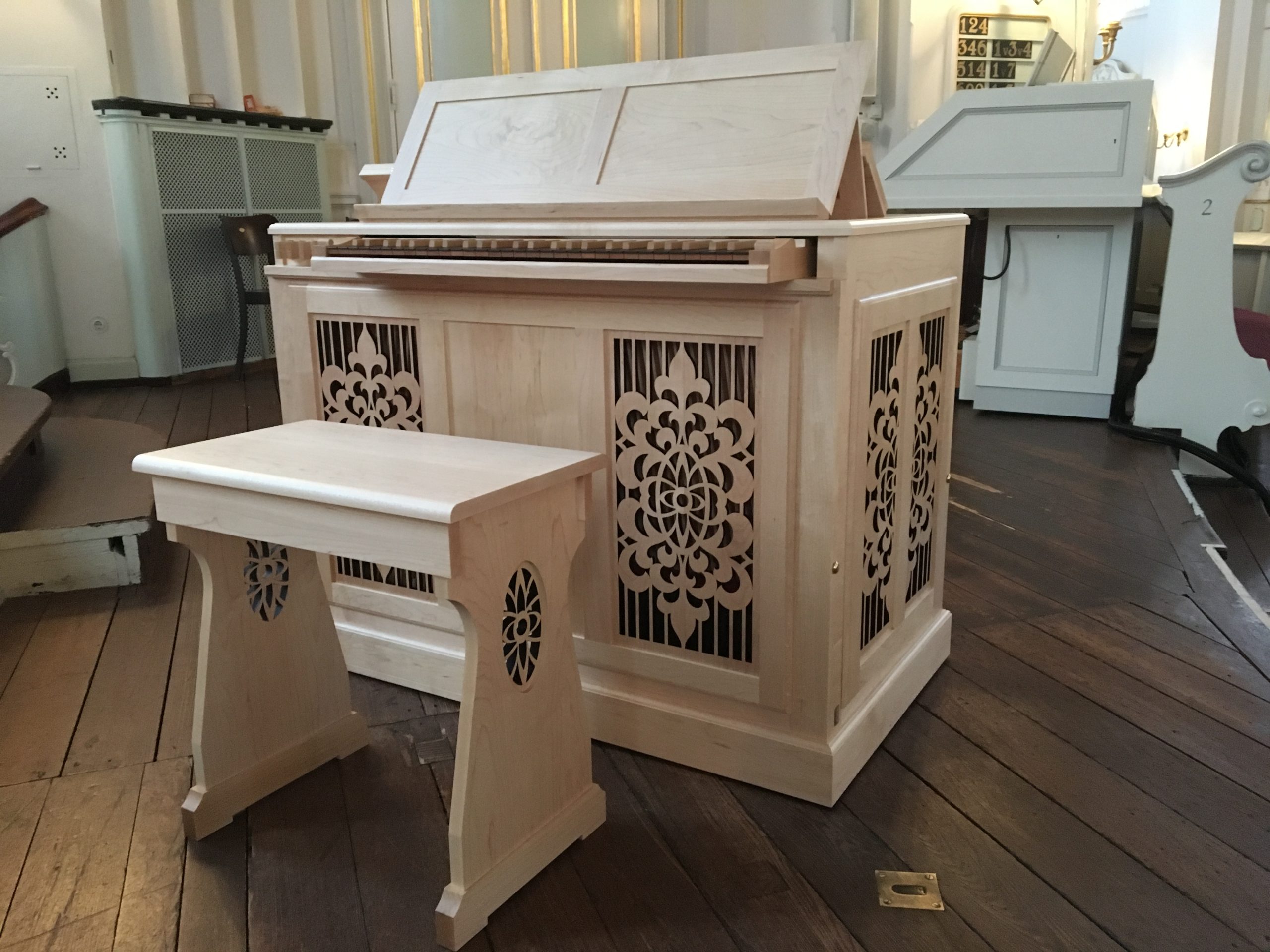 Die Truhen-|orgel